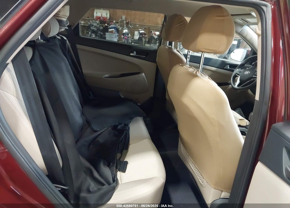 2017 HYUNDAI TUCSON VIN: KM8J3CA22HU382139