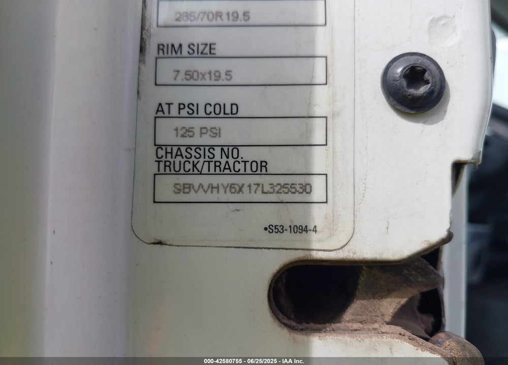 2007 KENWORTH COE K300 VIN: SBVVHY6X17L325530