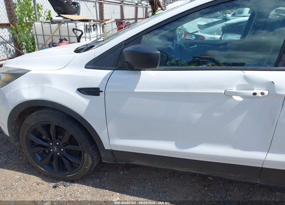 2019 FORD ESCAPE VIN: 1FMCU0GD0KUB01380