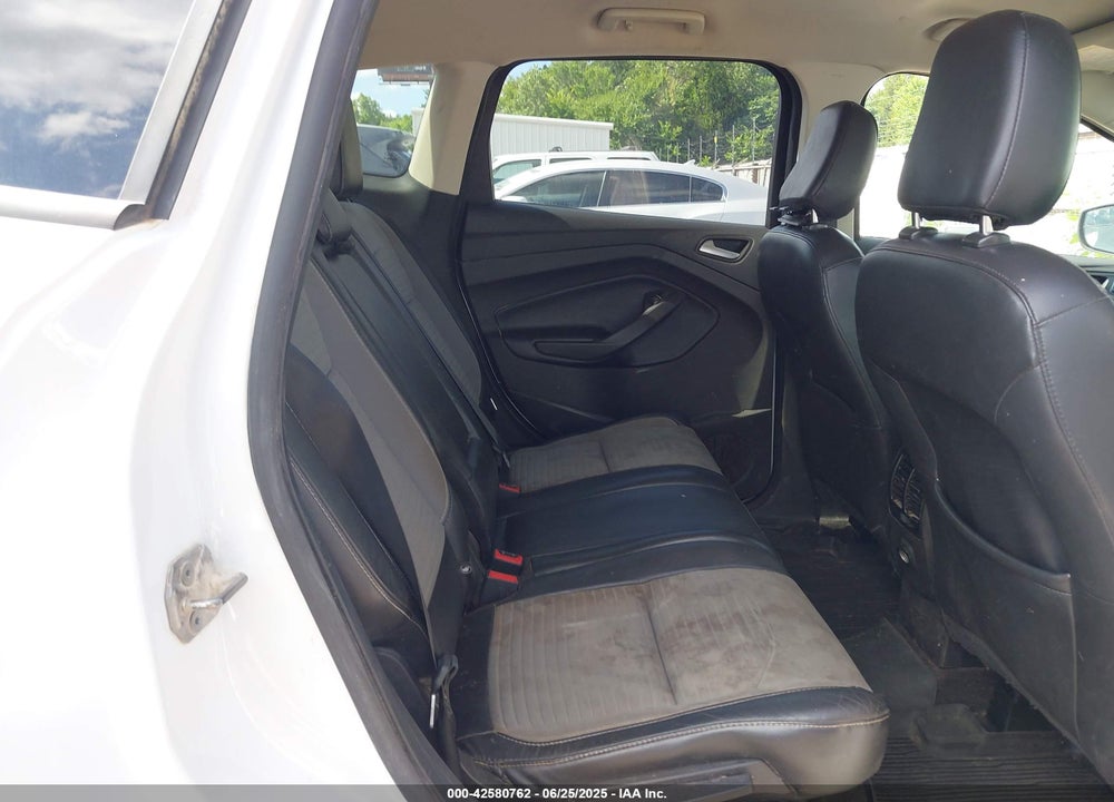 2019 FORD ESCAPE VIN: 1FMCU0GD0KUB01380