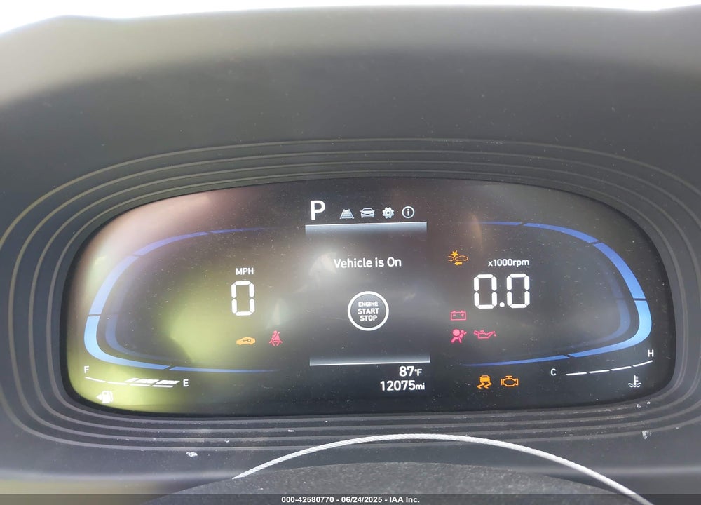 2025 HYUNDAI VENUE SEL VIN: KMHRC8A38SU358931