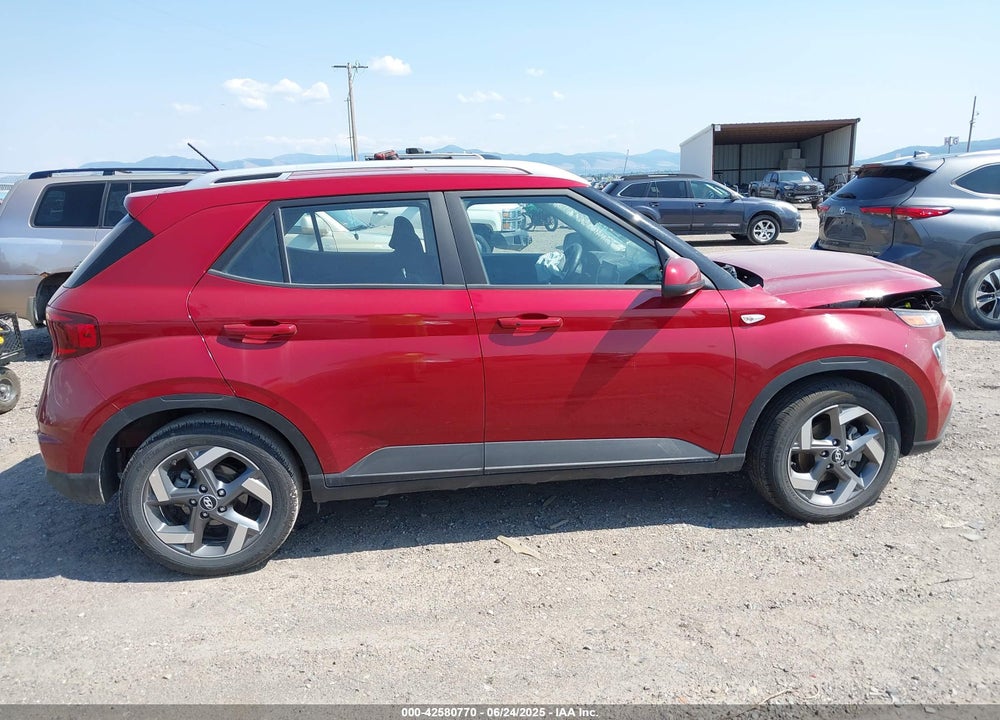 2025 HYUNDAI VENUE SEL VIN: KMHRC8A38SU358931