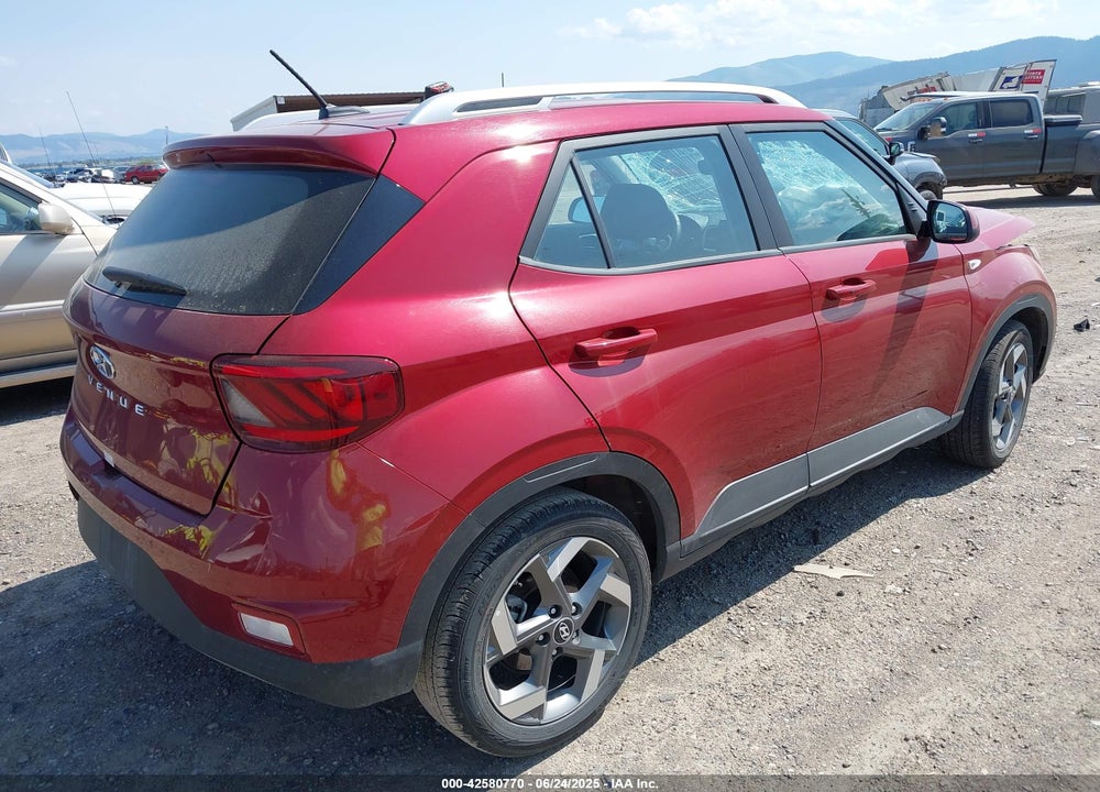 2025 HYUNDAI VENUE SEL VIN: KMHRC8A38SU358931