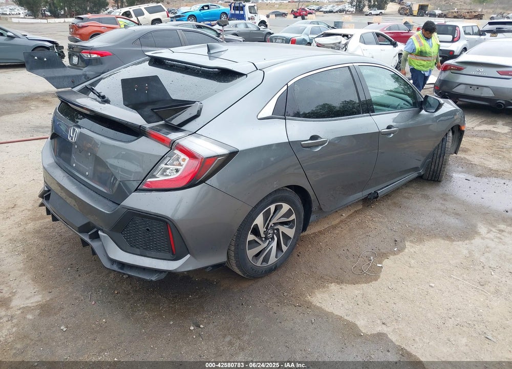 2017 HONDA CIVIC VIN: SHHFK7H24HU404546
