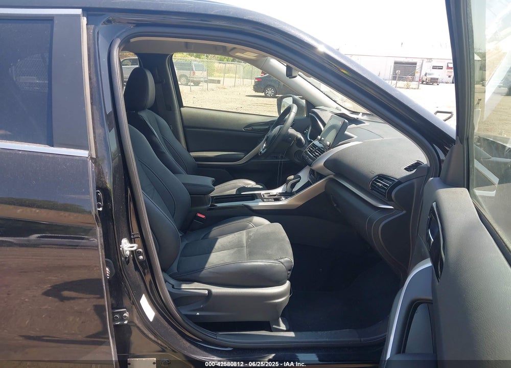 2025 MITSUBISHI ECLIPSE CROSS VIN: JA4ATWAA1SZ004475