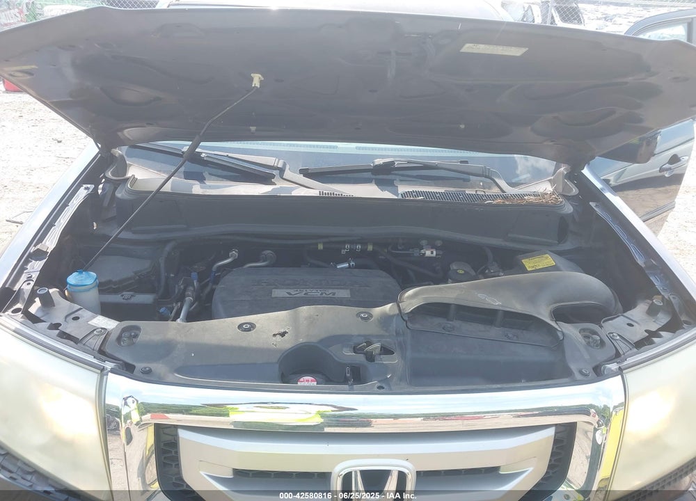 2010 HONDA PILOT VIN: 5FNYF3H51AB011398