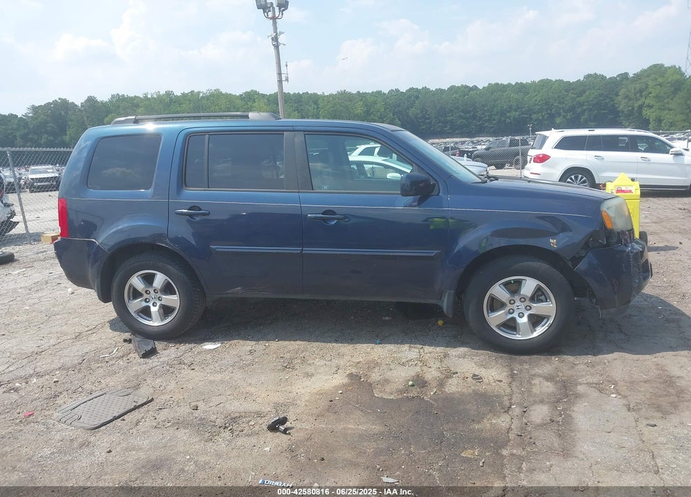 2010 HONDA PILOT VIN: 5FNYF3H51AB011398