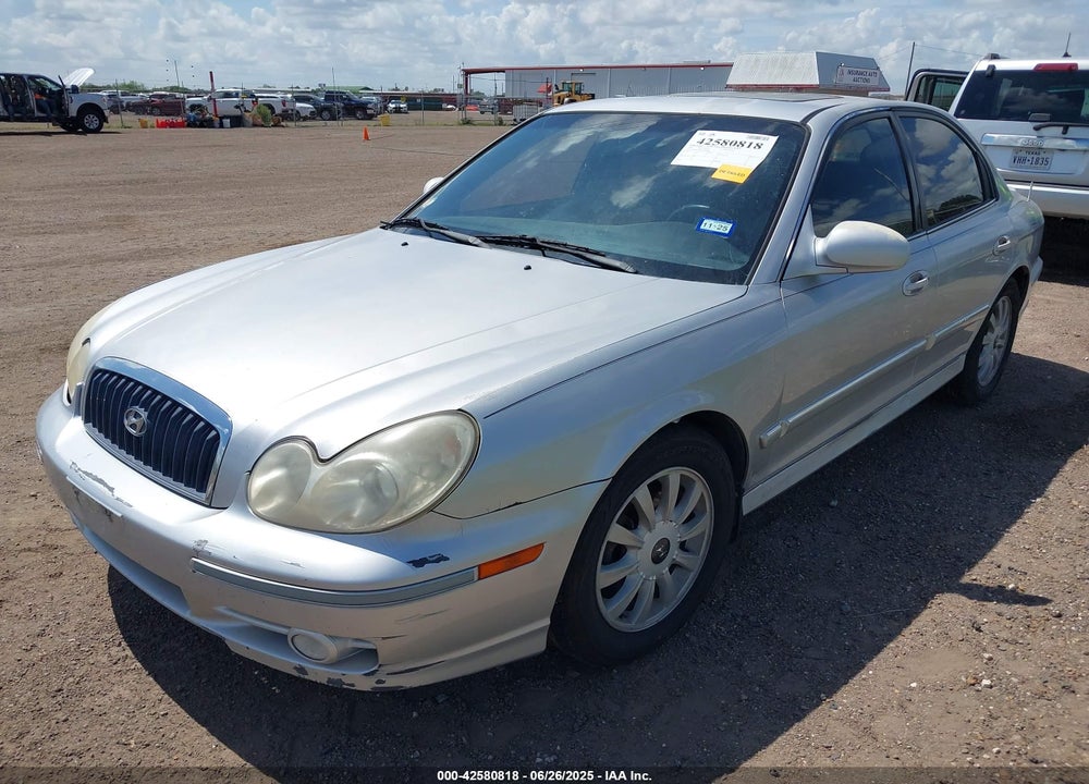 2004 HYUNDAI SONATA GLS/LX VIN: KMHWF35H84A087988