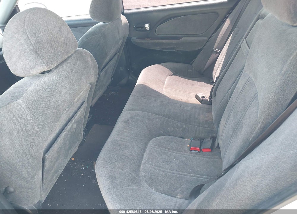 2004 HYUNDAI SONATA GLS/LX VIN: KMHWF35H84A087988
