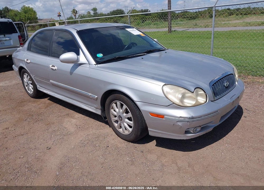 2004 HYUNDAI SONATA GLS/LX VIN: KMHWF35H84A087988