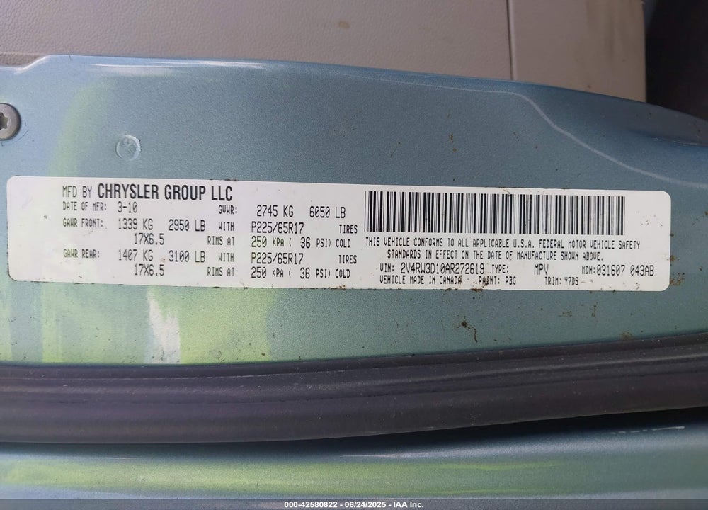 2010 VOLKSWAGEN ROUTAN VIN: 2V4RW3D10AR272619