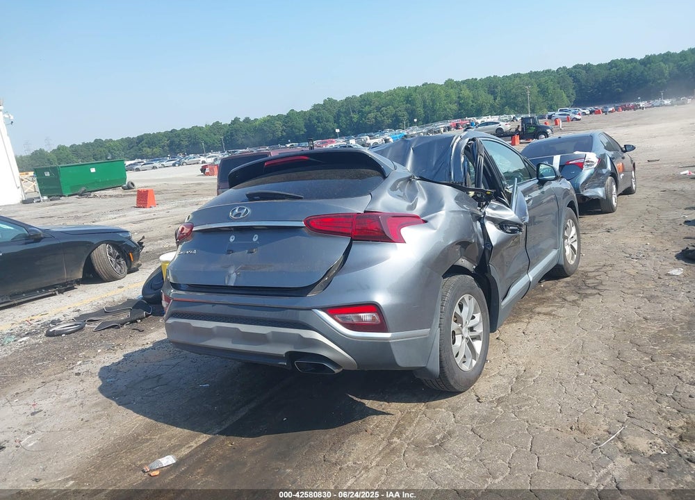 2019 HYUNDAI SANTA FE VIN: 5NMS33AD6KH131018