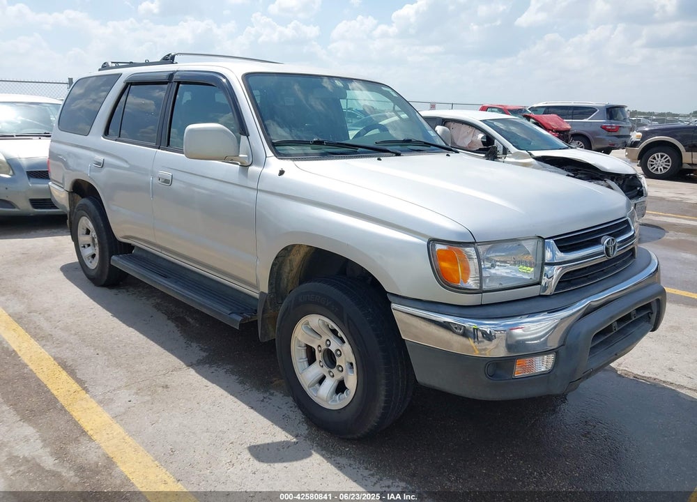 2001 TOYOTA 4RUNNER SR5 V6 VIN: JT3GN86R110206101