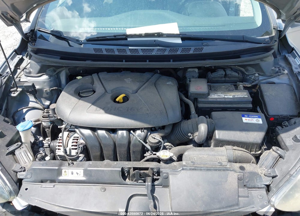 2015 HYUNDAI ELANTRA VIN: KMHDH4AE0FU383463