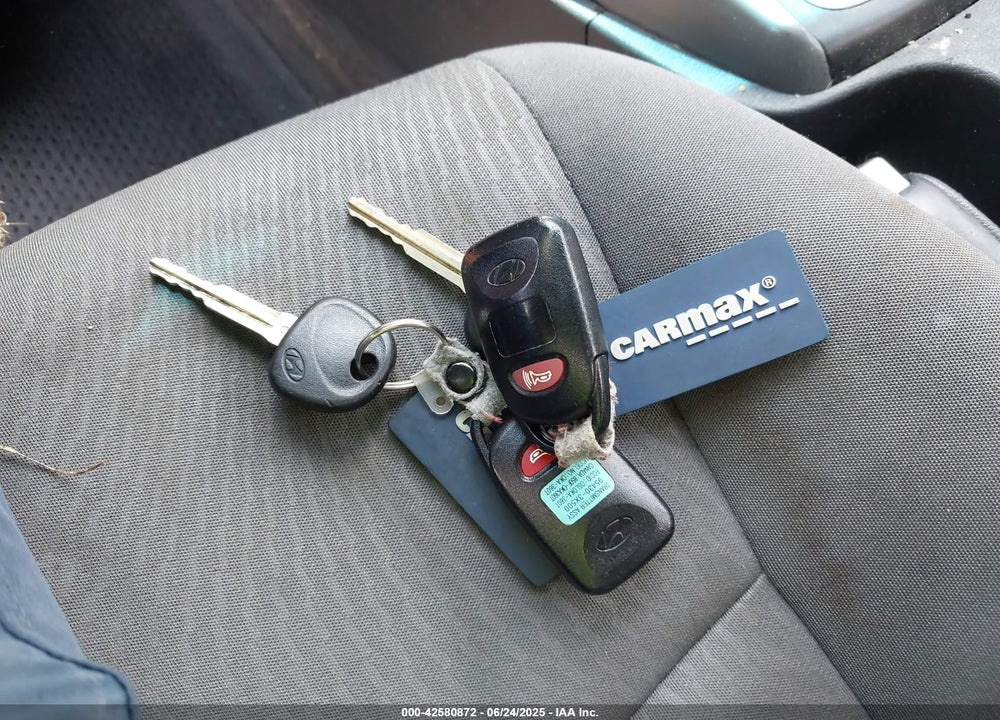 2015 HYUNDAI ELANTRA VIN: KMHDH4AE0FU383463