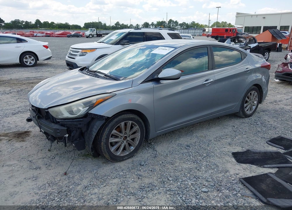 2015 HYUNDAI ELANTRA VIN: KMHDH4AE0FU383463