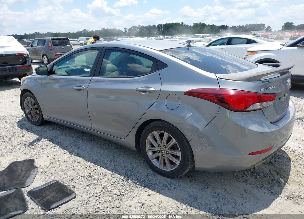 2015 HYUNDAI ELANTRA VIN: KMHDH4AE0FU383463