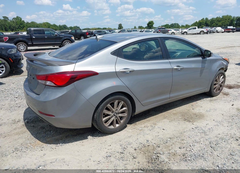 2015 HYUNDAI ELANTRA VIN: KMHDH4AE0FU383463