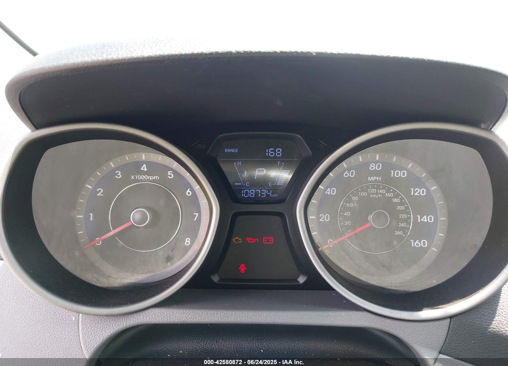 2015 HYUNDAI ELANTRA VIN: KMHDH4AE0FU383463
