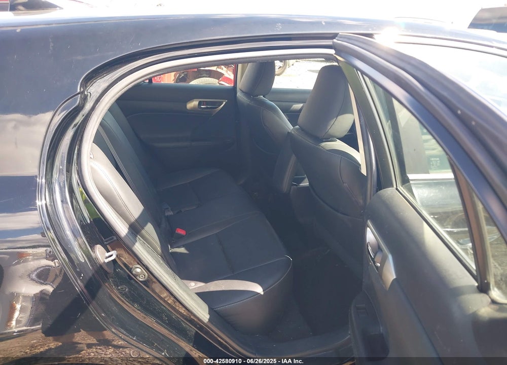 2015 LEXUS CT200 VIN: JTHKD5BH7F2239389