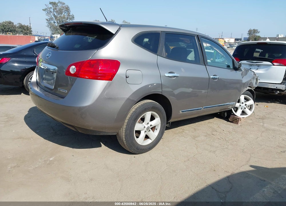 2013 NISSAN ROGUE VIN: JN8ASSMT8DW040530