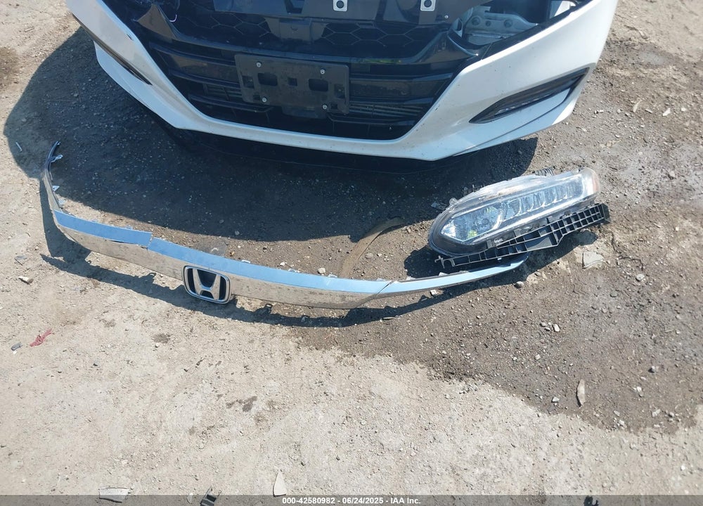 2020 HONDA ACCORD VIN: 1HGCV1F40LA031912