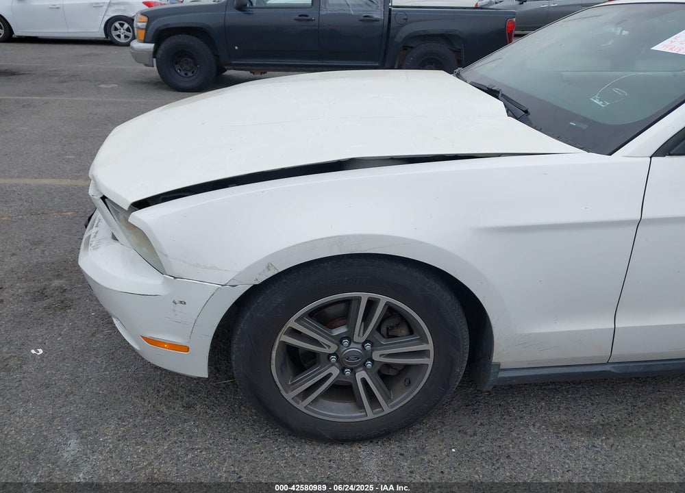 2011 FORD MUSTANG V6 PREMIUM VIN: 1ZVBP8AM6B5123048