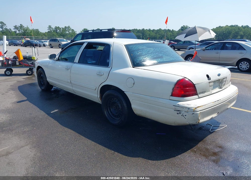 2011 FORD CROWN VICTORIA VIN: 2FABP7AV5BX156990