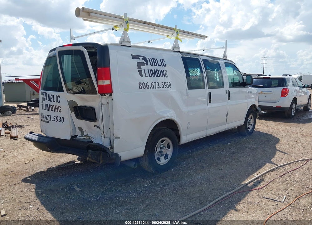 2006 CHEVROLET EXPRESS WORK VAN VIN: 1GCFG15X561230038