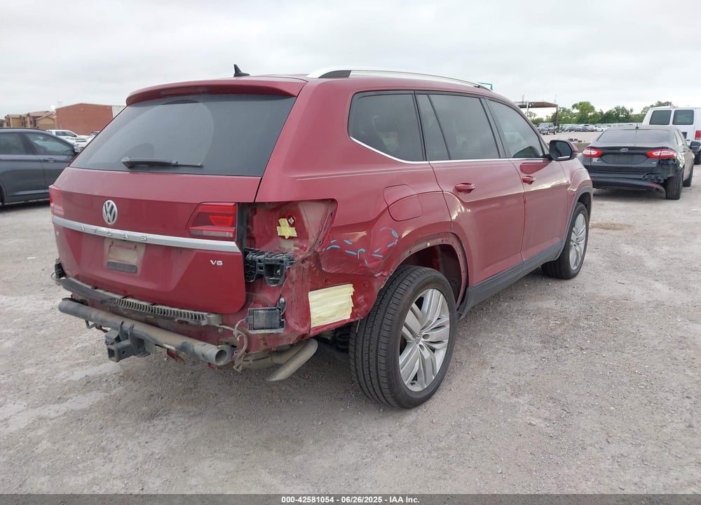 2019 VOLKSWAGEN ATLAS VIN: 1V2WR2CA4KC606661