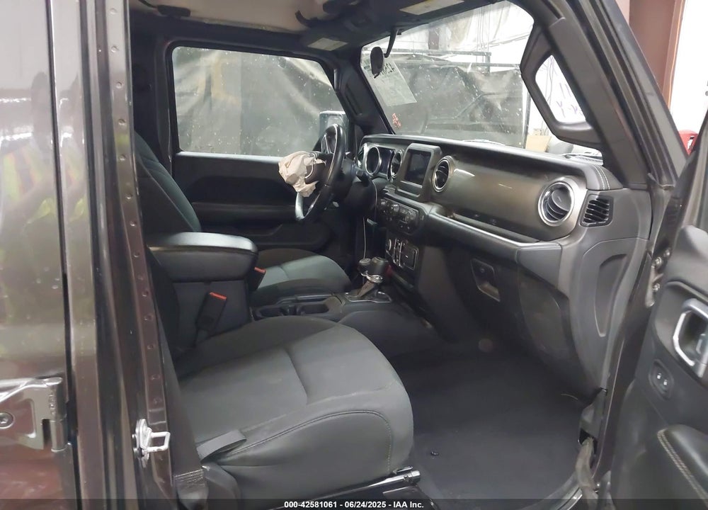 2019 JEEP WRANGLER UNLIMITED VIN: 1C4HJXEN8KW588369