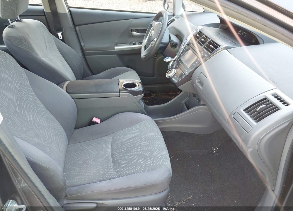 2012 TOYOTA PRIUS V VIN: JTDZN3EU7C3070698
