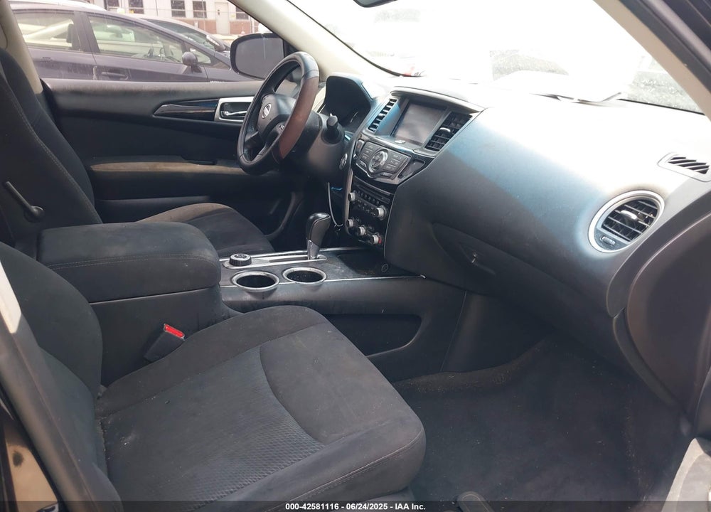 2016 NISSAN PATHFINDER VIN: 5N1AR2MM5GC642088
