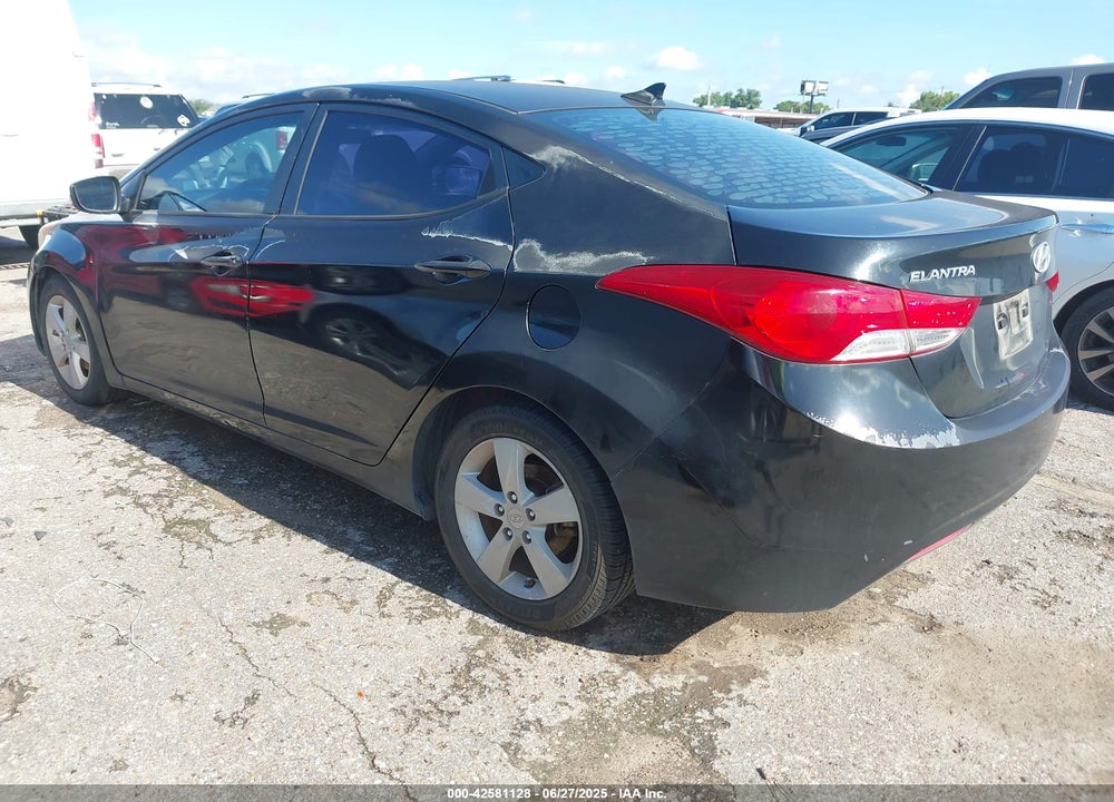 2013 HYUNDAI ELANTRA GLS VIN: 5NPDH4AE9DH357990