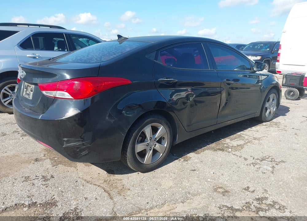 2013 HYUNDAI ELANTRA GLS VIN: 5NPDH4AE9DH357990