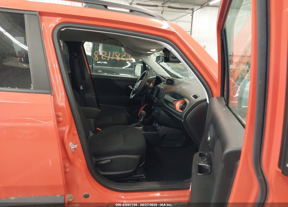 2018 JEEP RENEGADE VIN: ZACCJBAB0JPH67560