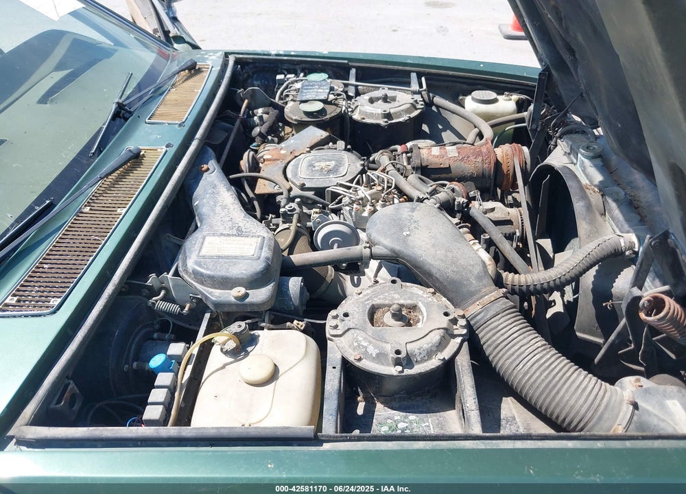 1982 ROLLS-ROYCE SILVER SPUR VIN: SCAZN42A8CCX4852