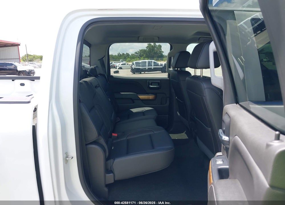 2018 CHEVROLET SILVERADO 1500 VIN: 3GCPCSEC2JG323483