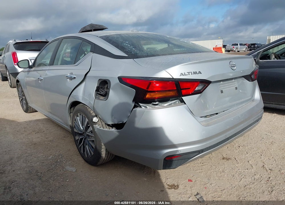 2024 NISSAN ALTIMA SV FWD VIN: 1N4BL4DV9RN392639