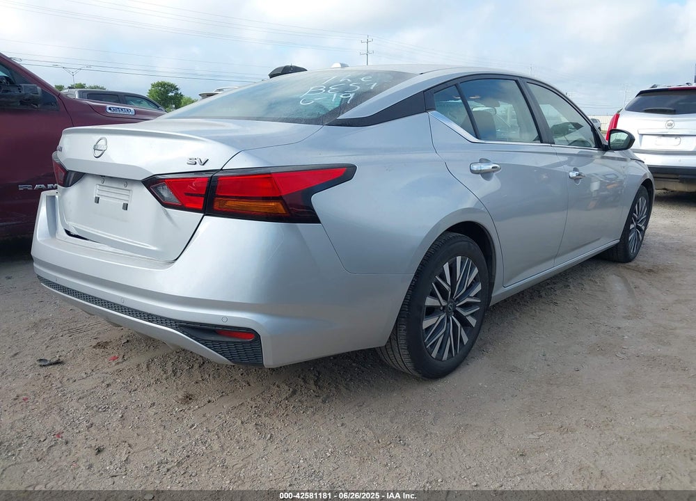 2024 NISSAN ALTIMA SV FWD VIN: 1N4BL4DV9RN392639
