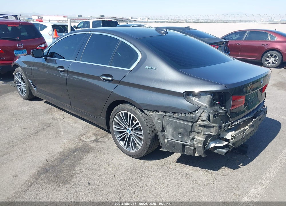 2018 BMW 5 SERIES VIN: WBAJA9C5XJB249387