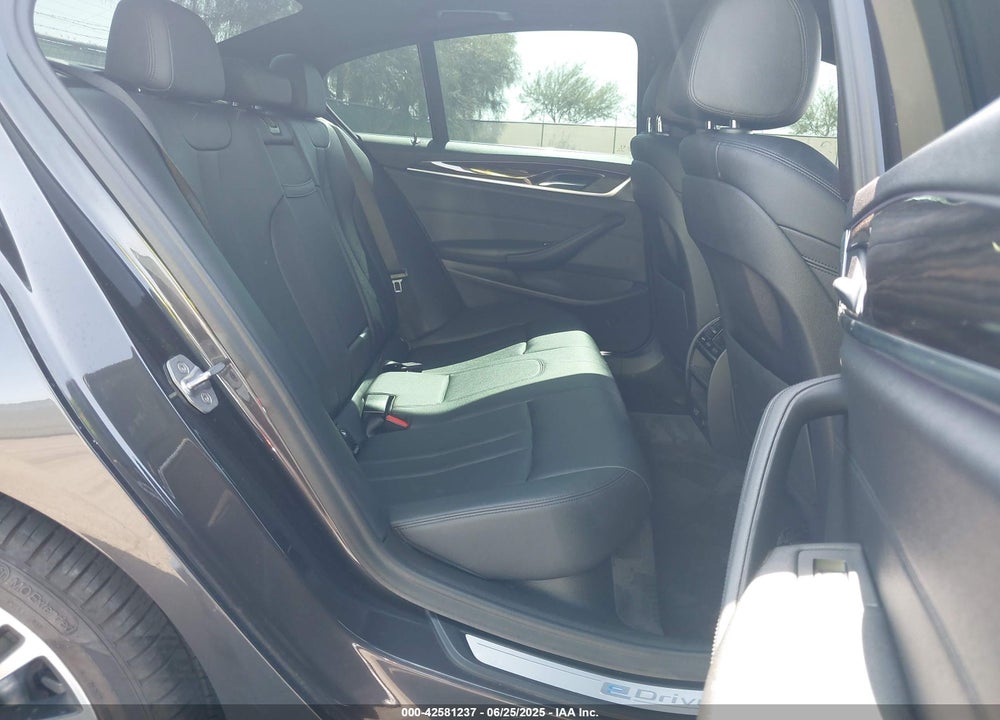 2018 BMW 5 SERIES VIN: WBAJA9C5XJB249387