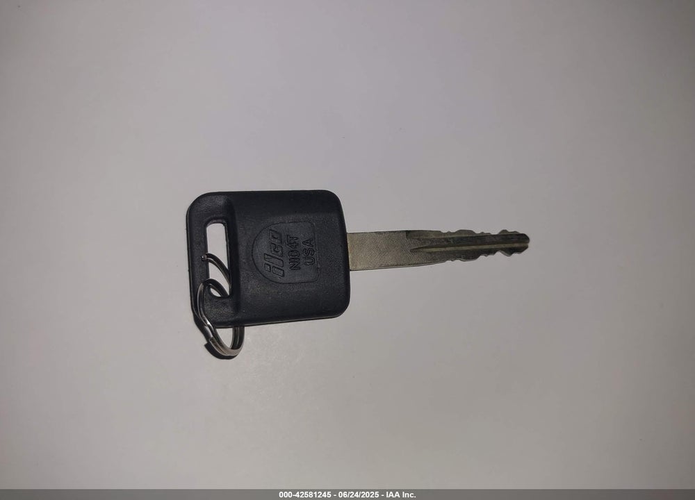 2013 NISSAN ROGUE S VIN: JN8AS5MV1DW622034