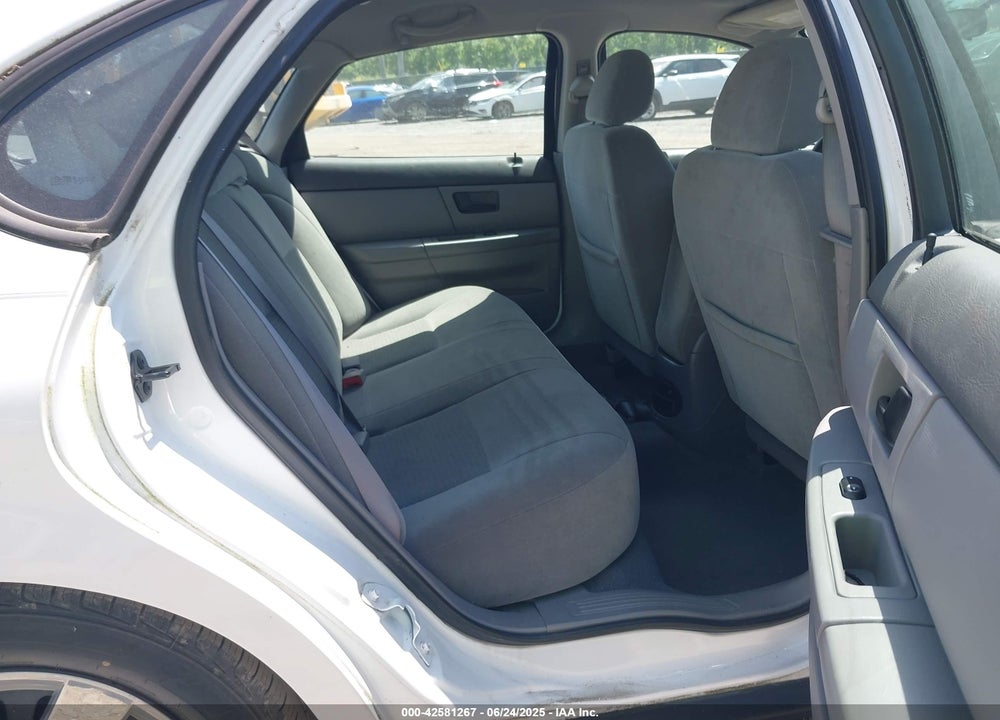 2007 FORD TAURUS SE VIN: 1FAHP53U47A104642
