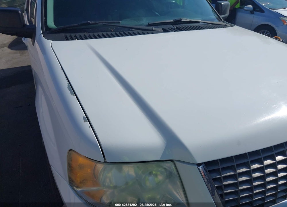 2003 FORD EXPEDITION XLT VIN: 1FMPU16L63LB32110