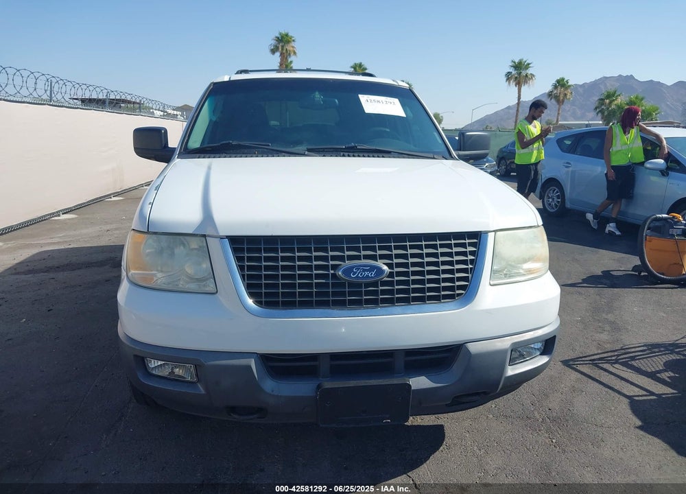 2003 FORD EXPEDITION XLT VIN: 1FMPU16L63LB32110
