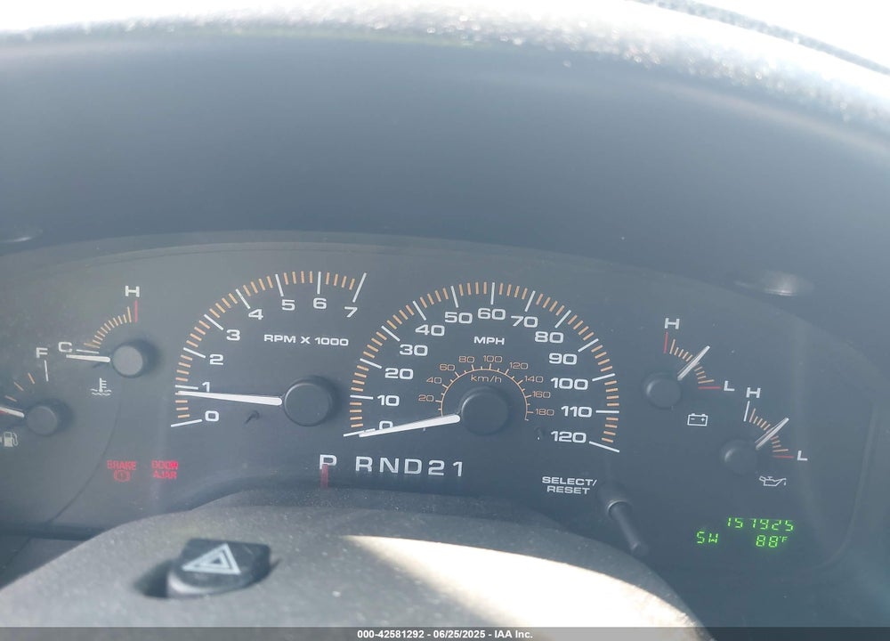 2003 FORD EXPEDITION XLT VIN: 1FMPU16L63LB32110