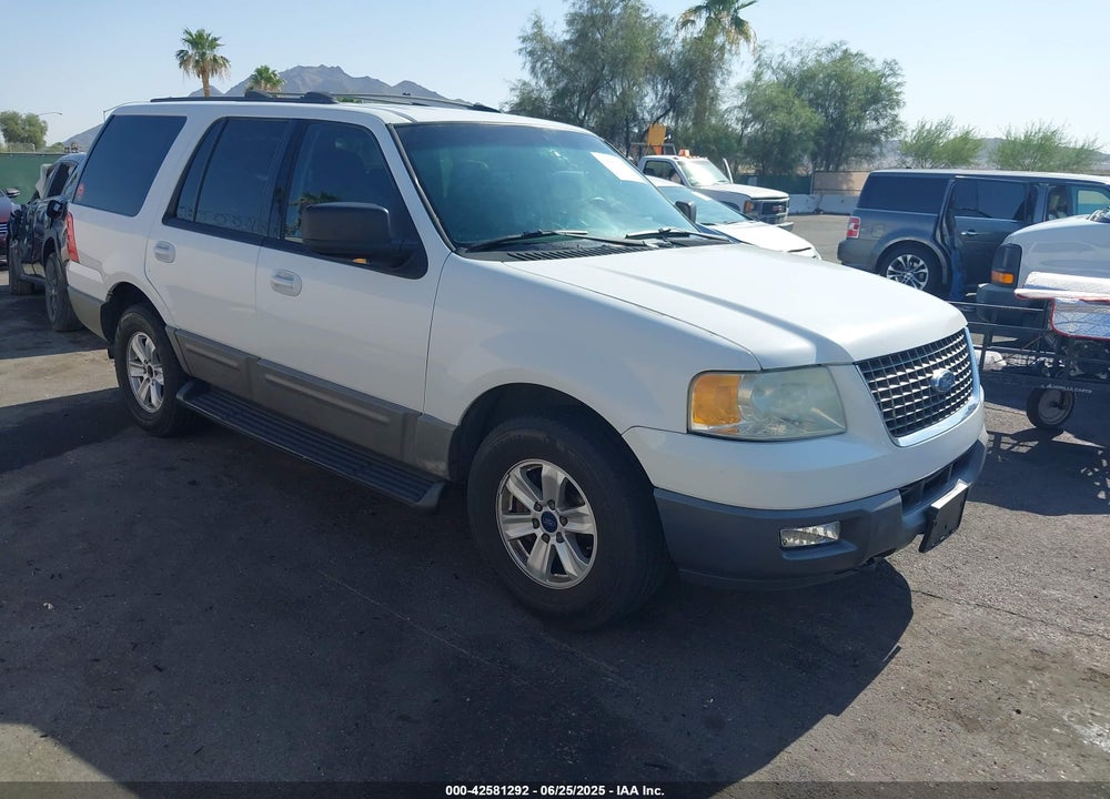 2003 FORD EXPEDITION XLT VIN: 1FMPU16L63LB32110