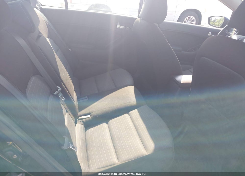 2014 KIA FORTE VIN: KNAFX4A89E5057368
