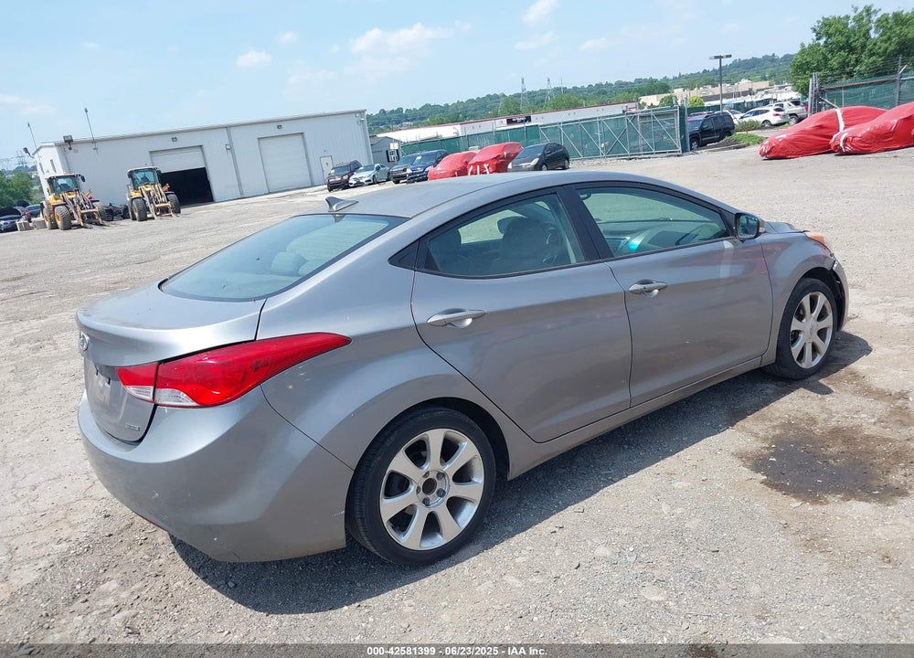 2011 HYUNDAI ELANTRA VIN: KMHDH4AE7BU158600